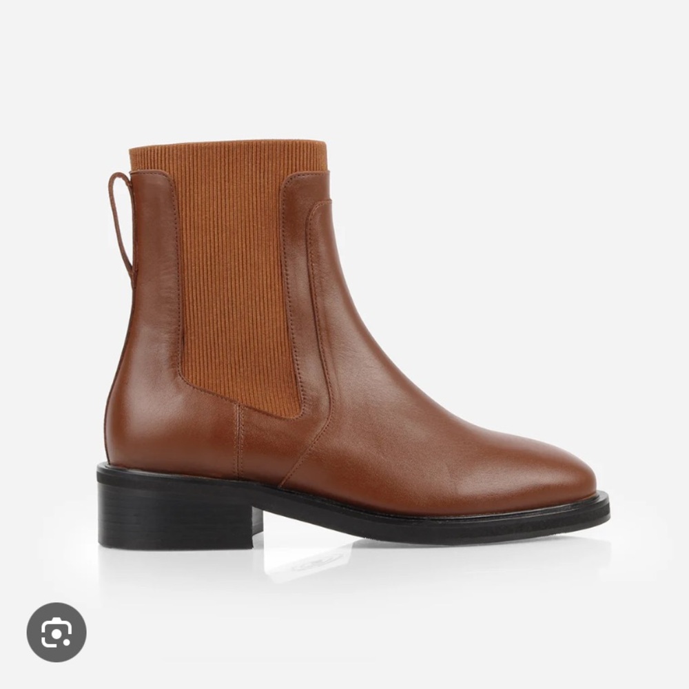 Poppy Barley the Metro Chelsea Boot in brown